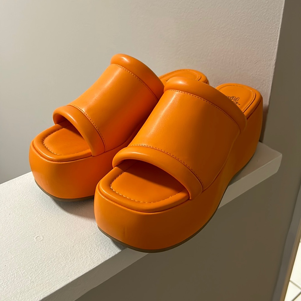 Wild Fable Orange Platform Sandals